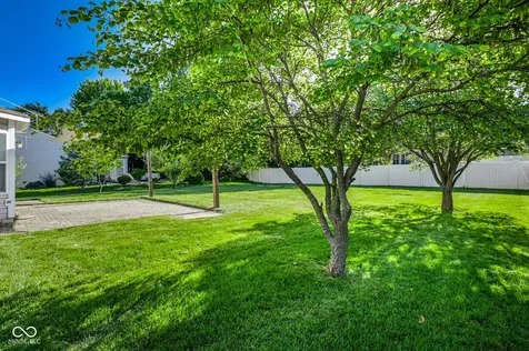 8189 Admirals Landing Place Indianapolis IN 46236