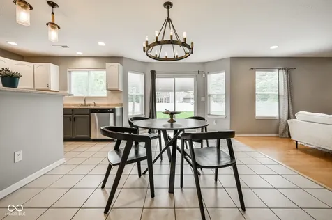 8189 Admirals Landing Place Indianapolis IN 46236