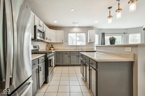 8189 Admirals Landing Place Indianapolis IN 46236