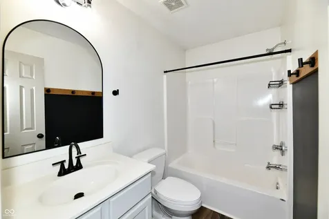 10127 W 500 S Kirklin IN 46050