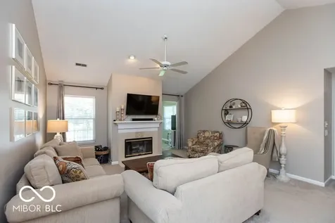 2898 Brooks Bend Drive Carmel IN 46032