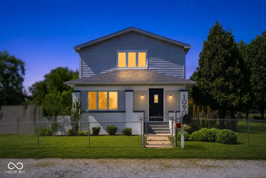 1090 E Markwood Avenue Indianapolis IN 46227