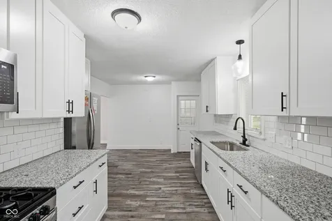 1090 E Markwood Avenue Indianapolis IN 46227