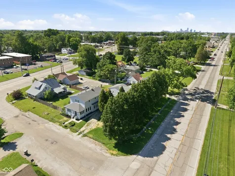 1090 E Markwood Avenue Indianapolis IN 46227