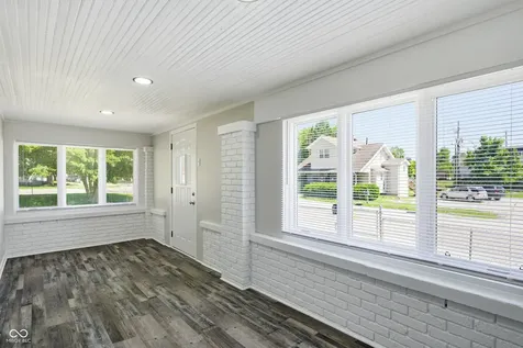 1090 E Markwood Avenue Indianapolis IN 46227