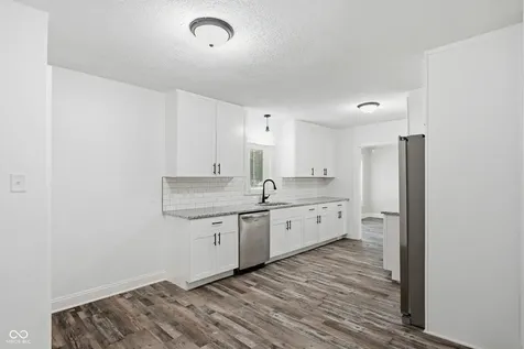 1090 E Markwood Avenue Indianapolis IN 46227