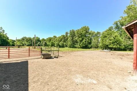8275 E 216th Street Cicero IN 46034