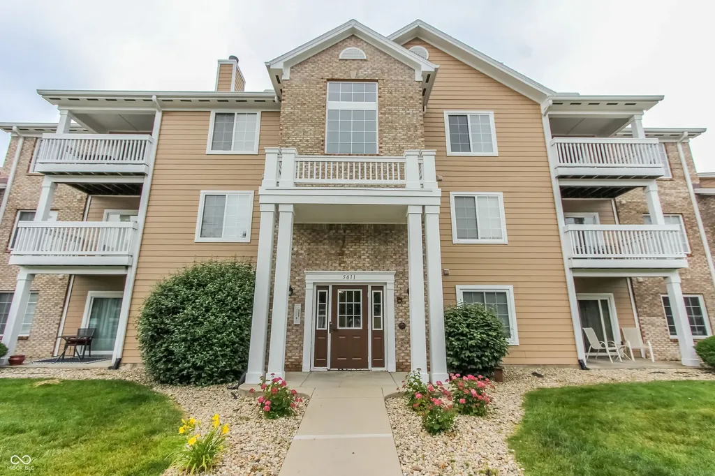 5011 Opal Ridge Lane Indianapolis IN 46237
