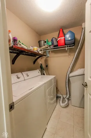 5011 Opal Ridge Lane Indianapolis IN 46237