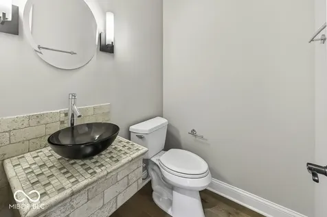 1006 Old Eagle Way Greenwood IN 46143