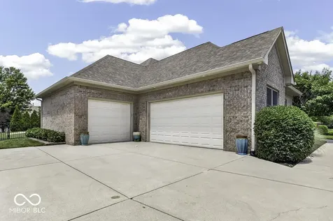 1006 Old Eagle Way Greenwood IN 46143