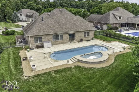 1006 Old Eagle Way Greenwood IN 46143