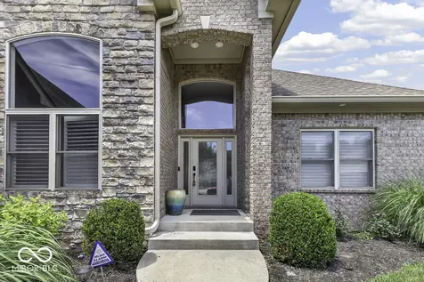 1006 Old Eagle Way Greenwood IN 46143