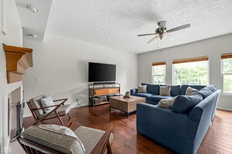8753 Lily Court Zionsville IN 46077