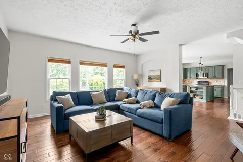 8753 Lily Court Zionsville IN 46077