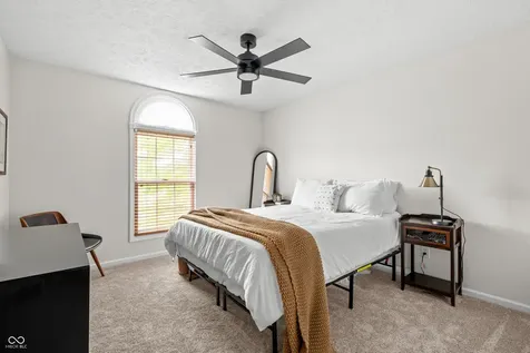 8753 Lily Court Zionsville IN 46077