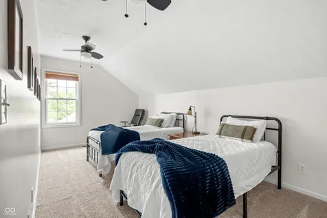 8753 Lily Court Zionsville IN 46077