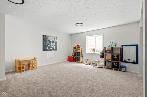 8753 Lily Court Zionsville IN 46077