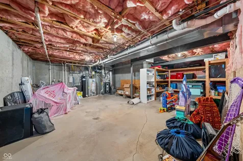 8753 Lily Court Zionsville IN 46077