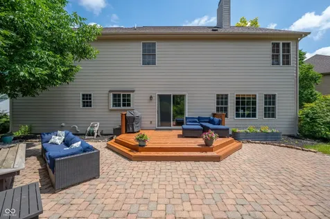 8753 Lily Court Zionsville IN 46077