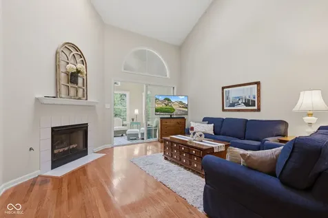 5813 Spruce Knoll Court Indianapolis IN 46220