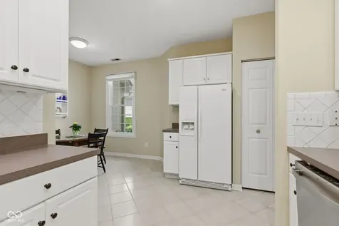 5813 Spruce Knoll Court Indianapolis IN 46220