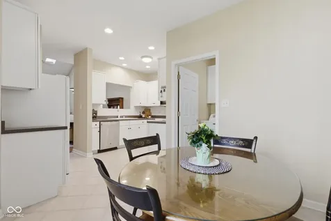 5813 Spruce Knoll Court Indianapolis IN 46220