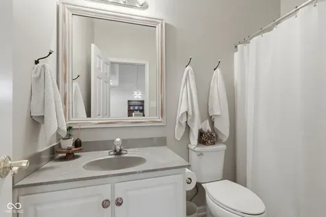 5813 Spruce Knoll Court Indianapolis IN 46220