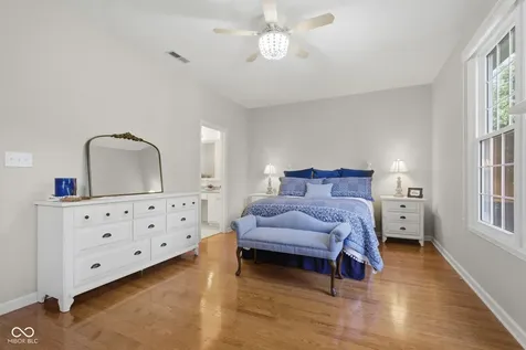 5813 Spruce Knoll Court Indianapolis IN 46220