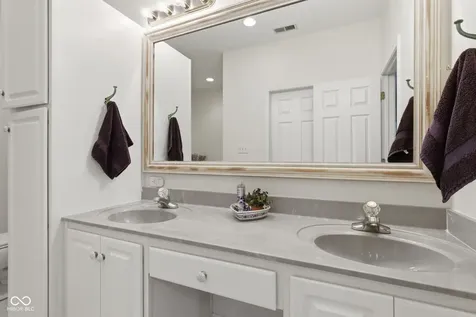 5813 Spruce Knoll Court Indianapolis IN 46220