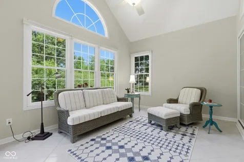5813 Spruce Knoll Court Indianapolis IN 46220