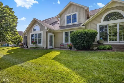 5813 Spruce Knoll Court Indianapolis IN 46220