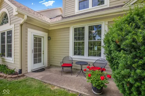 5813 Spruce Knoll Court Indianapolis IN 46220