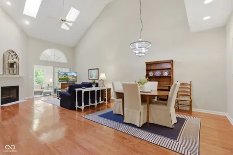 5813 Spruce Knoll Court Indianapolis IN 46220