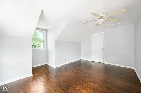 7024 Broadway Indianapolis IN 46220