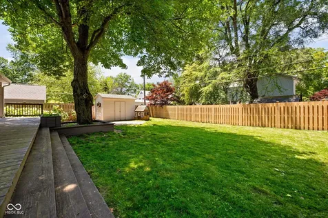 7024 Broadway Indianapolis IN 46220