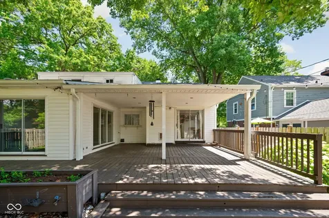 7024 Broadway Indianapolis IN 46220