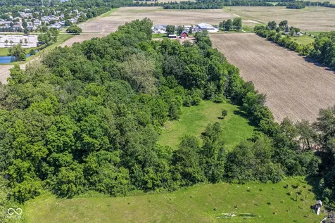 8275 E 216th Street Cicero IN 46034
