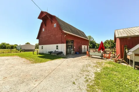 8275 E 216th Street Cicero IN 46034