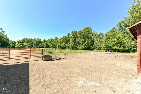8275 E 216th Street Cicero IN 46034