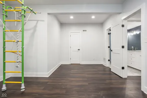 8641 Fawn Lake Circle Indianapolis IN 46278