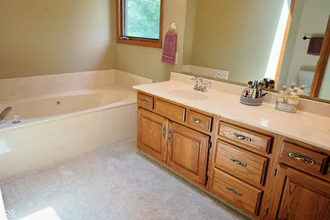 5411 Innisbrooke Court Greenwood IN 46142