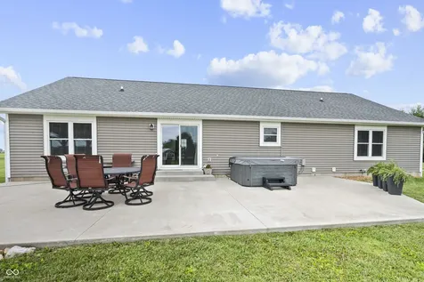 2990 S 500 W Lebanon IN 46052