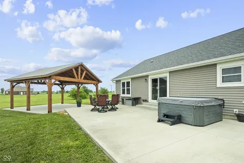 2990 S 500 W Lebanon IN 46052