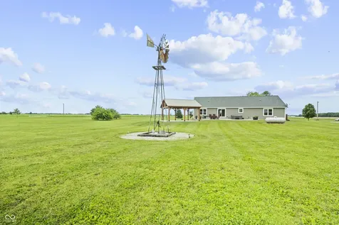 2990 S 500 W Lebanon IN 46052