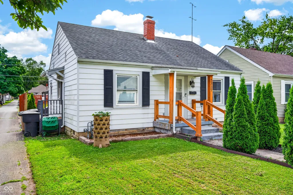 2327 Gilmore Street Columbus IN 47201