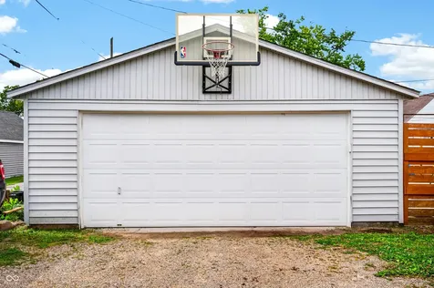 2327 Gilmore Street Columbus IN 47201