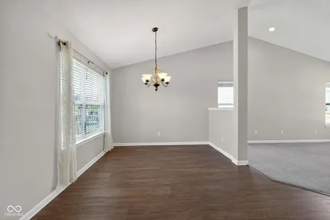 6350 W Chelmsford Drive Mccordsville IN 46055