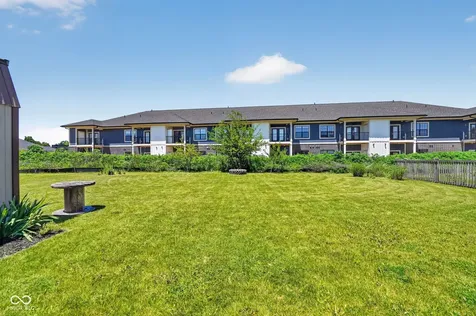 6350 W Chelmsford Drive Mccordsville IN 46055