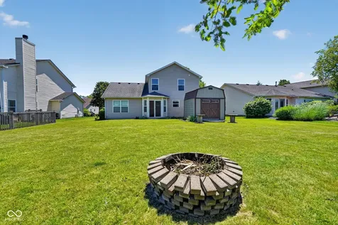 6350 W Chelmsford Drive Mccordsville IN 46055